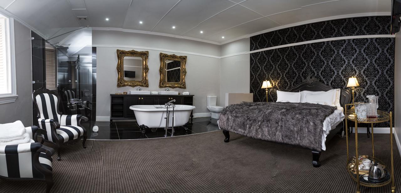 The Kingsman Boutique Hotel Burgersdorp Екстериор снимка