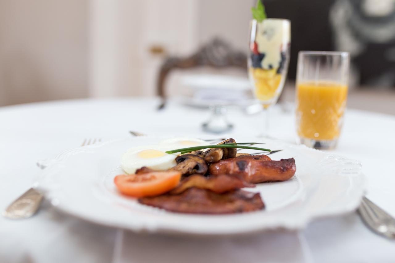 The Kingsman Boutique Hotel Burgersdorp Екстериор снимка