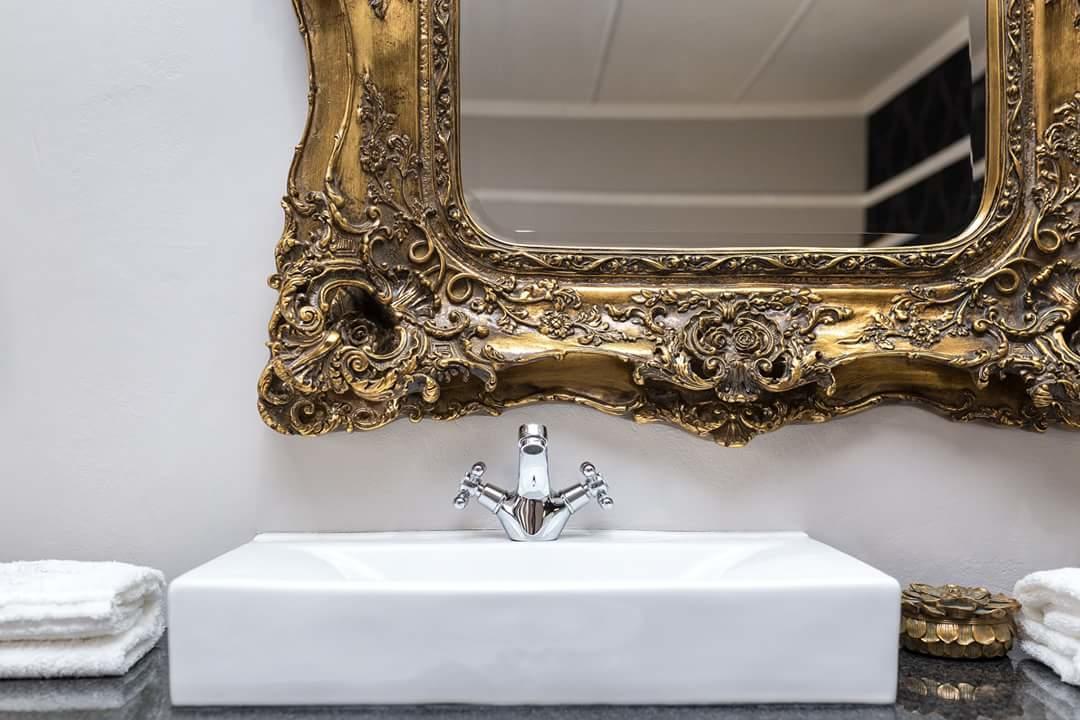 The Kingsman Boutique Hotel Burgersdorp Екстериор снимка